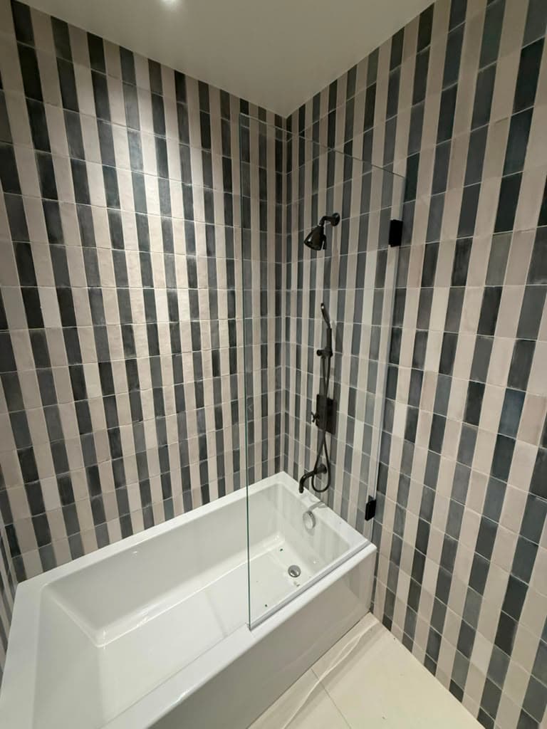 Shower Panel thumbnail 8